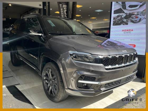 JEEP COMMANDER 2.2 TURBO DIESEL OVERLAND AT9